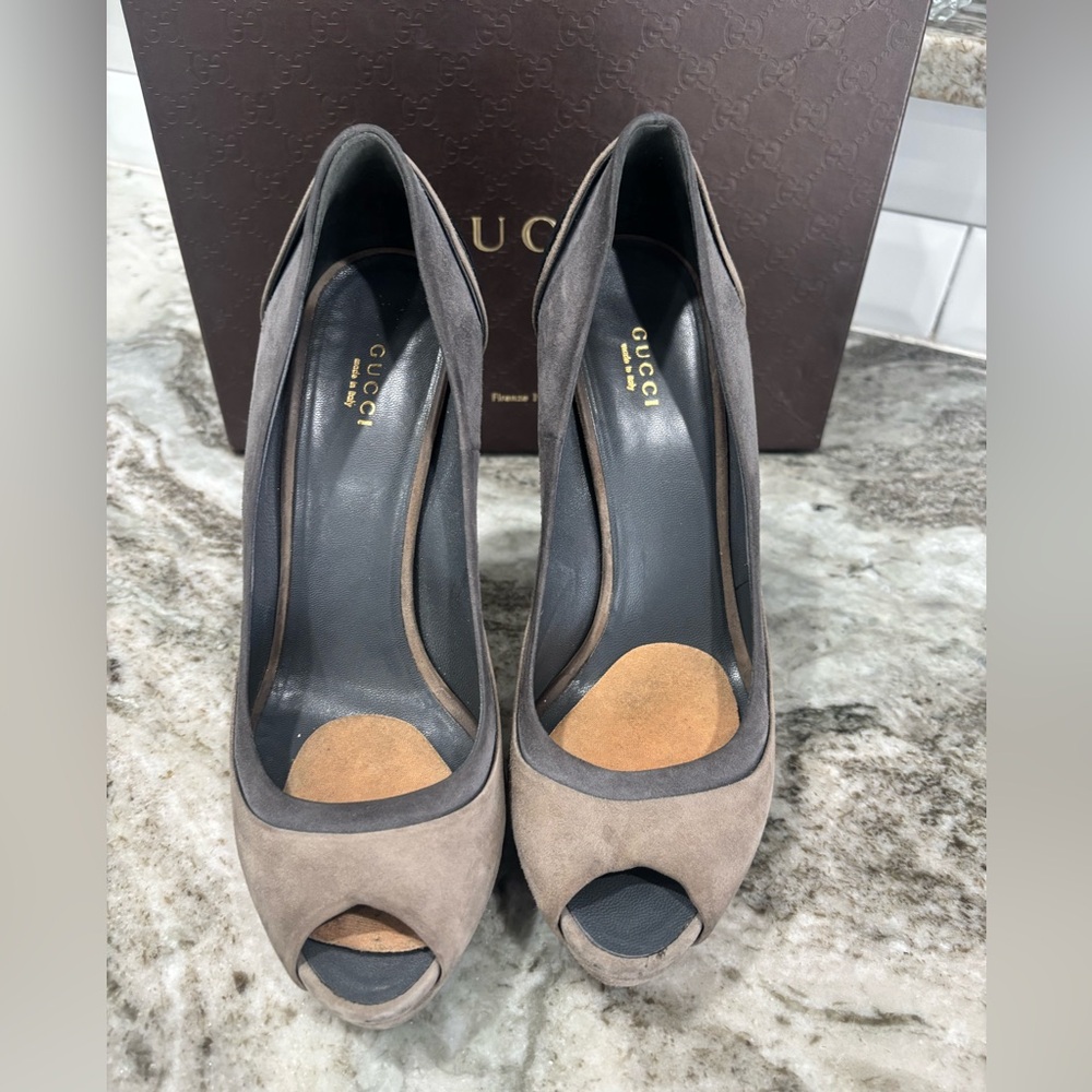 Gucci Women's Taupe Peep-Toe Heels Size:41 - Picture 10 of 10